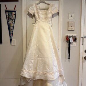 Vintage Eden Bridal Wedding Dress